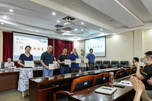 聚焦前沿技術(shù)，助力產(chǎn)業(yè)升級 電子信息學(xué)院成功開展5G關(guān)鍵技術(shù)及行業(yè)應(yīng)用專題培訓(xùn)與影視專業(yè)技術(shù)培訓(xùn)